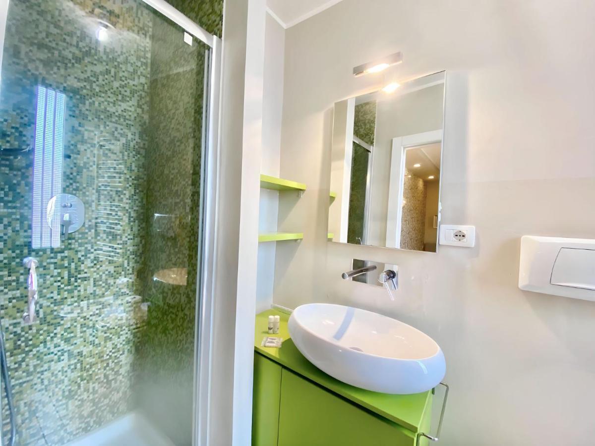 Viale Umbria Colorful And Cosy Studio Daire Milano Dış mekan fotoğraf