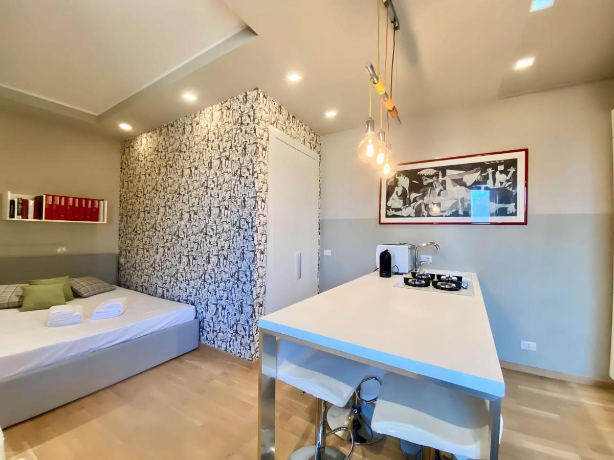 Viale Umbria Colorful And Cosy Studio Daire Milano Dış mekan fotoğraf